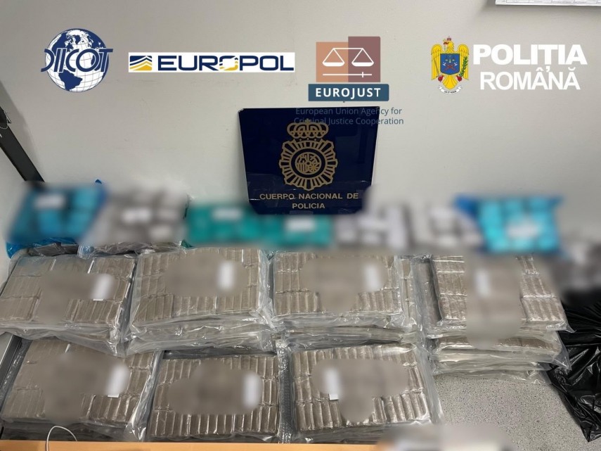 foto retea transfrontaliera de trafic de cocaina canabis si hasis sparta de diicot droguri de 25 de milioane foto retea transfrontaliera de trafic de cocaina canabis si hasis sparta de diicot droguri de 25 de milioane