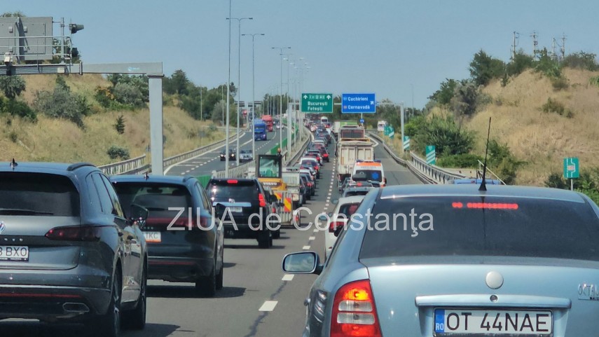 foto video trafic intens pe a2 intre cernavoda si statia de taxare fetesti 950642 foto video trafic intens pe a2 intre cernavoda si statia de taxare fetesti 950642