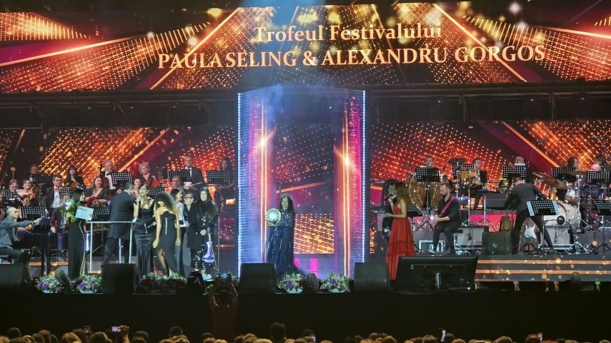paula seling si alexandru gorgos au castigat marele trofeu al festivalului national de muzica usoara paula seling si alexandru gorgos au castigat marele trofeu al festivalului national de muzica usoara