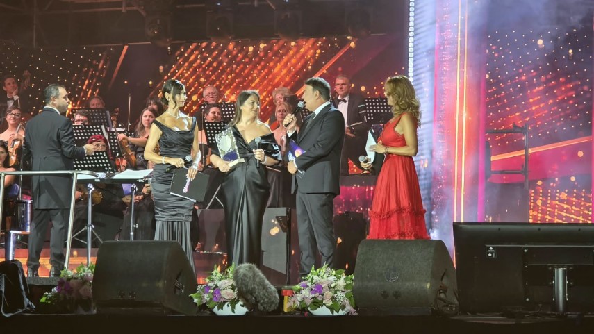 paula seling si alexandru gorgos au castigat marele trofeu al festivalului national de muzica usoara paula seling si alexandru gorgos au castigat marele trofeu al festivalului national de muzica usoara