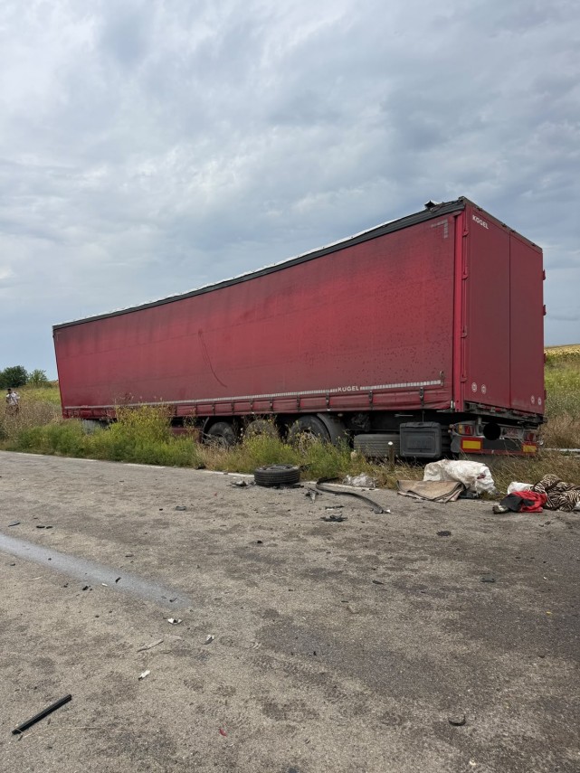 foto video stiri constanta accident grav la iesirea de pe autostrada a2 spre ciocarlia intervine elicopterul foto video stiri constanta accident grav la iesirea de pe autostrada a2 spre ciocarlia intervine elicopterul