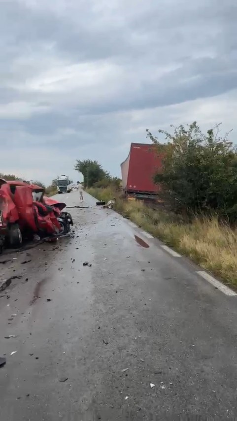 foto video stiri constanta accident grav la iesirea de pe autostrada a2 spre ciocarlia intervine elicopterul foto video stiri constanta accident grav la iesirea de pe autostrada a2 spre ciocarlia intervine elicopterul