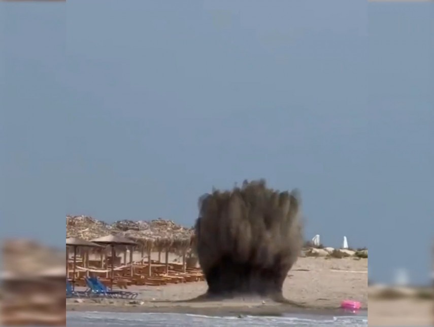 foto video explozie pe plaja la olimp o drona a fost detonata controlat 950854 foto video explozie pe plaja la olimp o drona a fost detonata controlat 950854