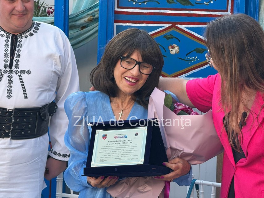 foto video cea de a xxv a editie a festivalului national al cantecului si dansului popular romanesc mamaia foto video cea de a xxv a editie a festivalului national al cantecului si dansului popular romanesc mamaia