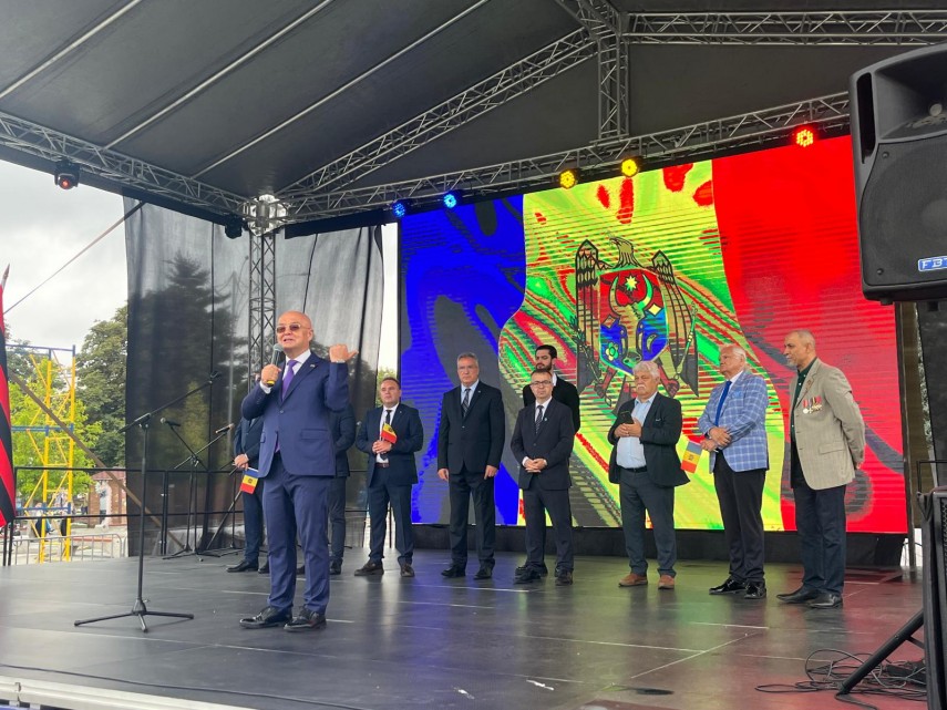 municipiul tulcea si ungheni au semnat acordul de infratire parteneriat oficial consfintit de ziua independentei municipiul tulcea si ungheni au semnat acordul de infratire parteneriat oficial consfintit de ziua independentei