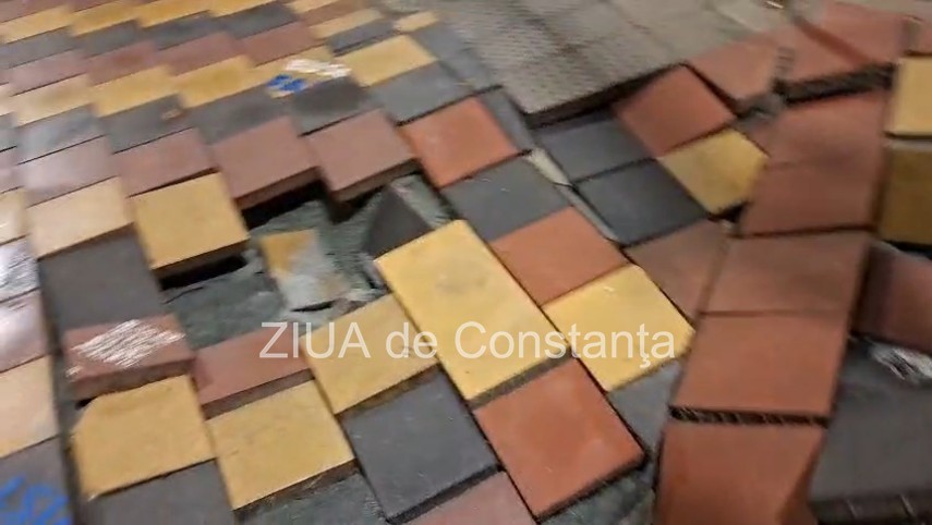 foto video trotuar surpat la intersectia icil din constanta pe fondul vremii instabile un crater periculos foto video trotuar surpat la intersectia icil din constanta pe fondul vremii instabile un crater periculos