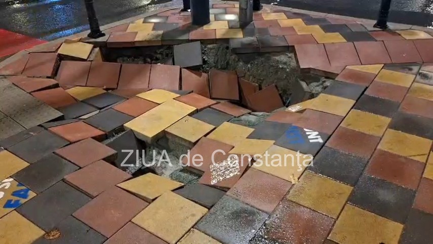 foto video trotuar surpat la intersectia icil din constanta pe fondul vremii instabile un crater periculos foto video trotuar surpat la intersectia icil din constanta pe fondul vremii instabile un crater periculos