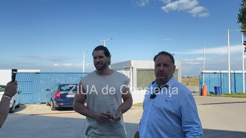 foto video actorul florian munteanu in vizita la academia hagi 951200 foto video actorul florian munteanu in vizita la academia hagi 951200