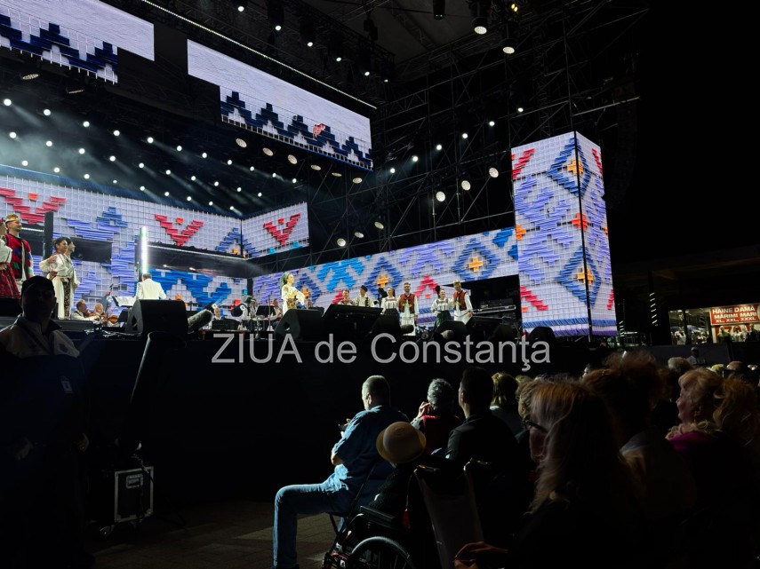 live foto video festivalul national al cantecului si dansului popular romanesc mamaia 2026 isi desemneaza live foto video festivalul national al cantecului si dansului popular romanesc mamaia 2026 isi desemneaza