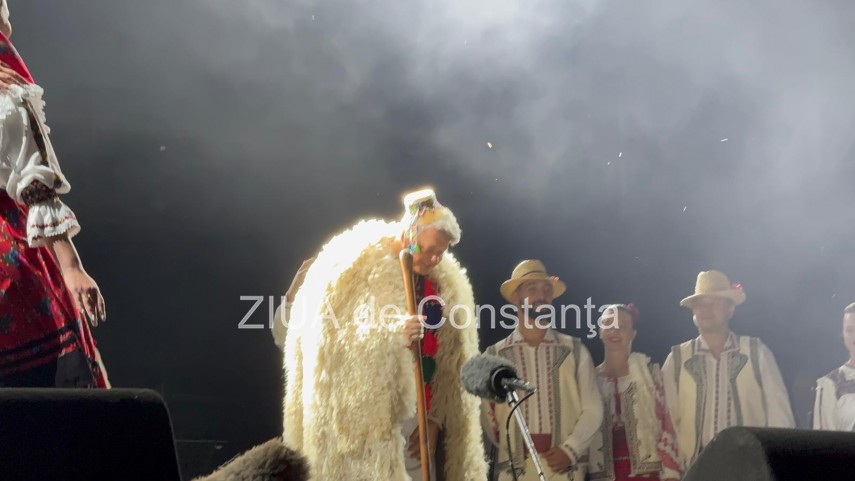 live foto video festivalul national al cantecului si dansului popular romanesc mamaia 2026 isi desemneaza live foto video festivalul national al cantecului si dansului popular romanesc mamaia 2026 isi desemneaza