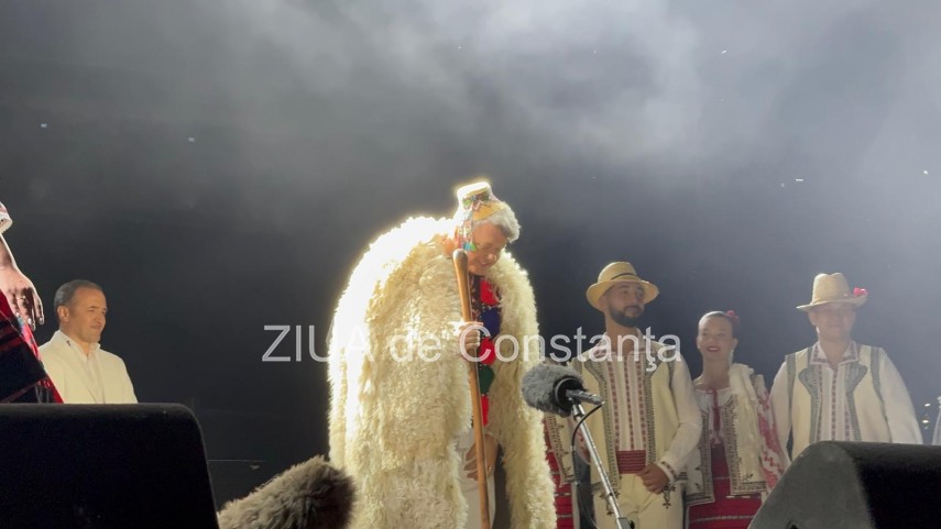 live foto video festivalul national al cantecului si dansului popular romanesc mamaia 2026 isi desemneaza live foto video festivalul national al cantecului si dansului popular romanesc mamaia 2026 isi desemneaza
