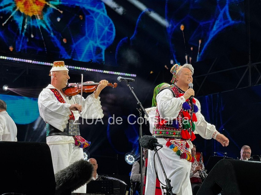 live foto video festivalul national al cantecului si dansului popular romanesc mamaia 2026 isi desemneaza live foto video festivalul national al cantecului si dansului popular romanesc mamaia 2026 isi desemneaza