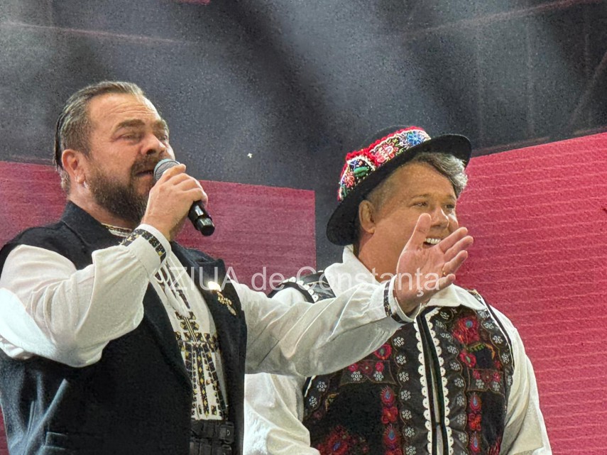 live foto video festivalul national al cantecului si dansului popular romanesc mamaia 2026 isi desemneaza live foto video festivalul national al cantecului si dansului popular romanesc mamaia 2026 isi desemneaza