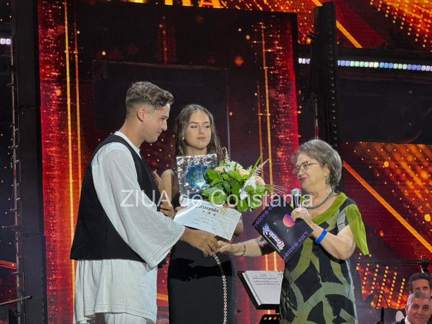 live foto video festivalul national al cantecului si dansului popular romanesc mamaia 2026 isi desemneaza live foto video festivalul national al cantecului si dansului popular romanesc mamaia 2026 isi desemneaza