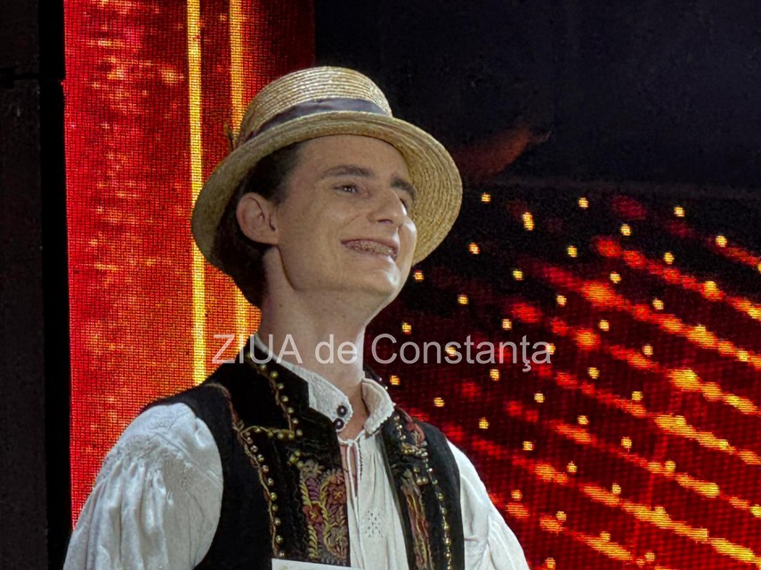 live foto video festivalul national al cantecului si dansului popular romanesc mamaia 2026 isi desemneaza live foto video festivalul national al cantecului si dansului popular romanesc mamaia 2026 isi desemneaza