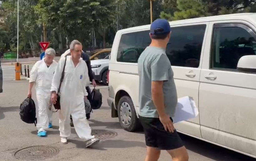 foto video marinarii salvati dupa accidentul naval gazduiti la un hotel din constanta 951168 foto video marinarii salvati dupa accidentul naval gazduiti la un hotel din constanta 951168