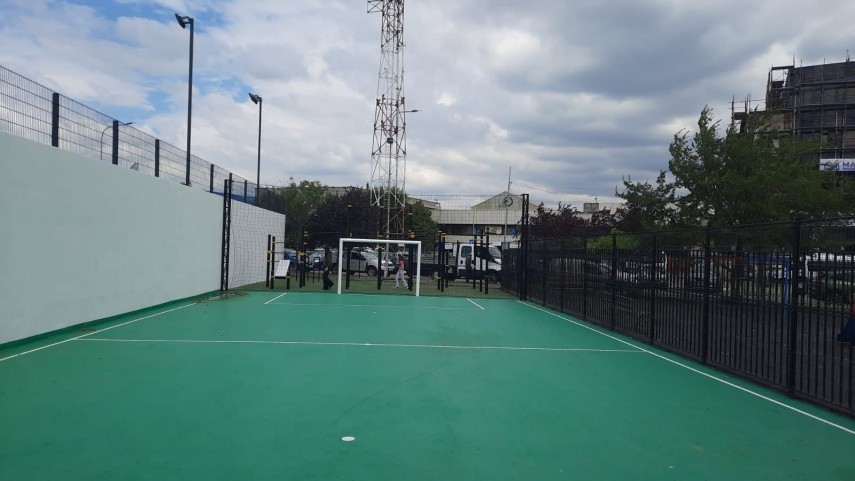 foto spatiu pentru calisthenics si mini teren de fotbal amenajate in zona strada garii autogara din tulcea foto spatiu pentru calisthenics si mini teren de fotbal amenajate in zona strada garii autogara din tulcea