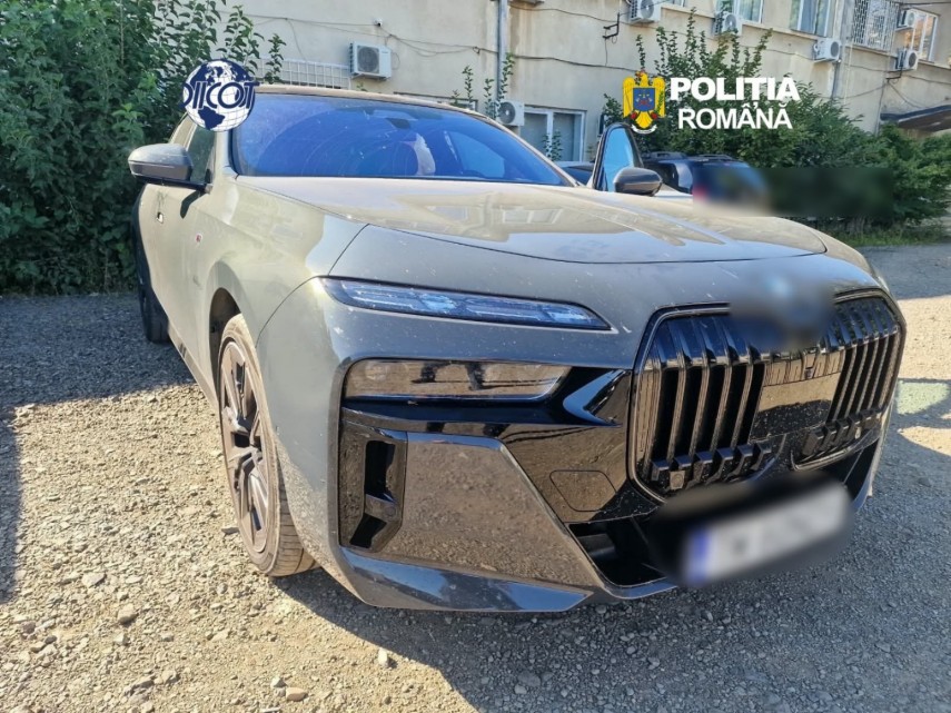foto sechestru masiv de 400 000 de euro si 27 de conturi blocate intr un dosar diicot 950802 foto sechestru masiv de 400 000 de euro si 27 de conturi blocate intr un dosar diicot 950802