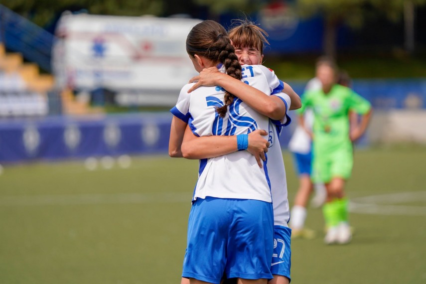 farul constanta fotbalista alesia hariton debut cu gol in superliga la doar 16 ani si 10 luni galerie farul constanta fotbalista alesia hariton debut cu gol in superliga la doar 16 ani si 10 luni galerie