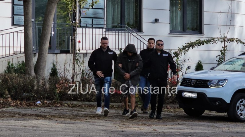 Inculpatul, la instanță - sursa: ZIUA de Constanța