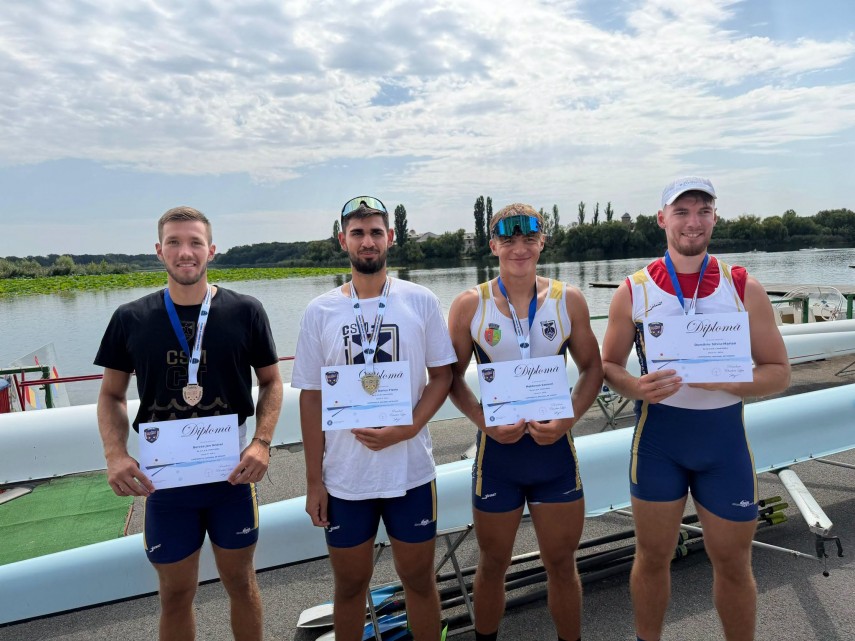 canotorii de la csm constanta pe podium la campionatul national medaliile au fost inmanate de elisabeta canotorii de la csm constanta pe podium la campionatul national medaliile au fost inmanate de elisabeta