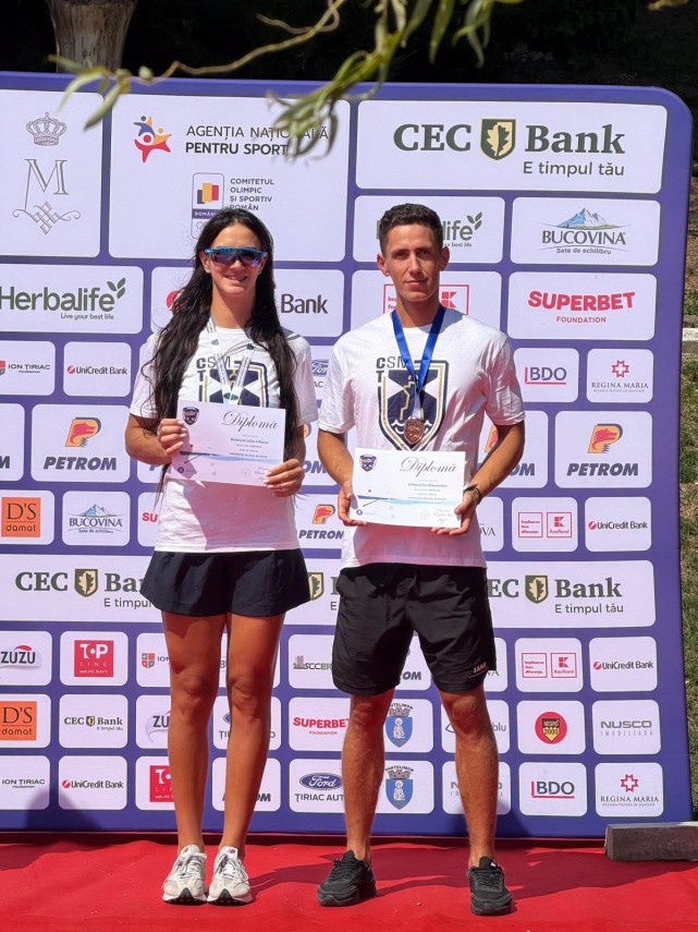 canotorii de la csm constanta pe podium la campionatul national medaliile au fost inmanate de elisabeta canotorii de la csm constanta pe podium la campionatul national medaliile au fost inmanate de elisabeta