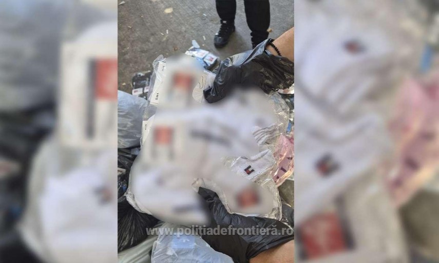 foto peste 7 800 de produse suspectate a fi contrafacute descoperite in autocare pe ruta turcia romania foto peste 7 800 de produse suspectate a fi contrafacute descoperite in autocare pe ruta turcia romania