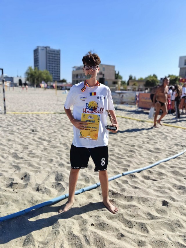 mamaia juniorii de la csm constanta medalii de aur si de bronz la campionatul national de beach handball mamaia juniorii de la csm constanta medalii de aur si de bronz la campionatul national de beach handball