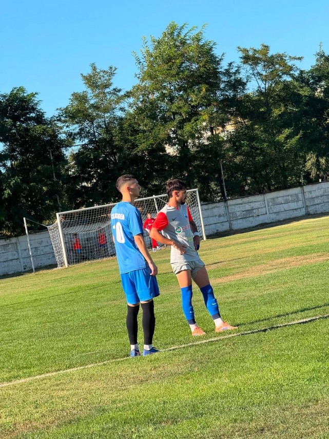 liga a 3 a in zece oameni cs agigea a obtinut in extremis un punct in deplasare cu gloria baneasa galerie liga a 3 a in zece oameni cs agigea a obtinut in extremis un punct in deplasare cu gloria baneasa galerie