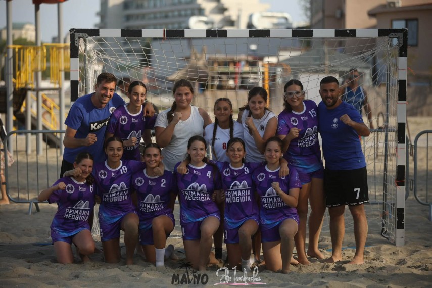 echipele happy kids medgidia pe locurile 5 si la 7 la campionatul national de beach handball galerie echipele happy kids medgidia pe locurile 5 si la 7 la campionatul national de beach handball galerie