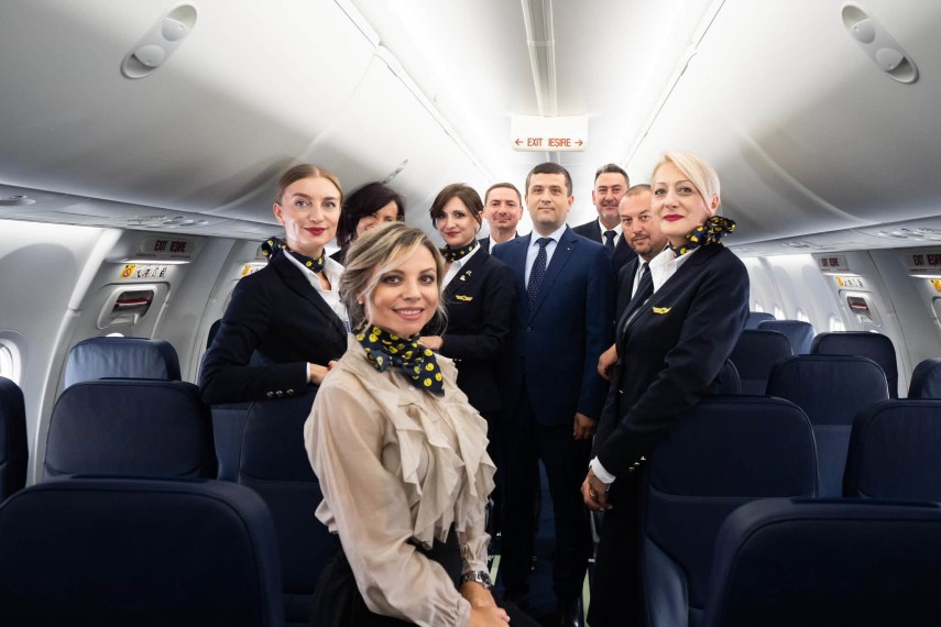 foto noua aeronava tarom a decolat radu miruta anunta un nou inceput pentru compania aeriana nationala foto noua aeronava tarom a decolat radu miruta anunta un nou inceput pentru compania aeriana nationala