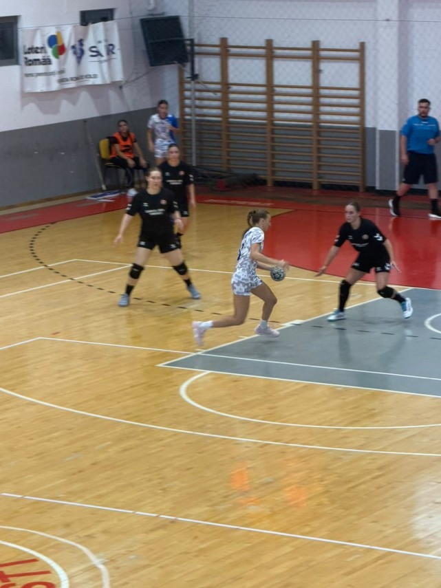 handbal csu neptun constanta debut cu victorie in noul sezon al diviziei a galerie foto 952912 handbal csu neptun constanta debut cu victorie in noul sezon al diviziei a galerie foto 952912