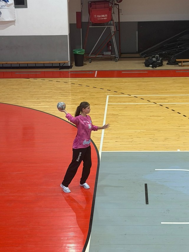 handbal csu neptun constanta debut cu victorie in noul sezon al diviziei a galerie foto 952912 handbal csu neptun constanta debut cu victorie in noul sezon al diviziei a galerie foto 952912