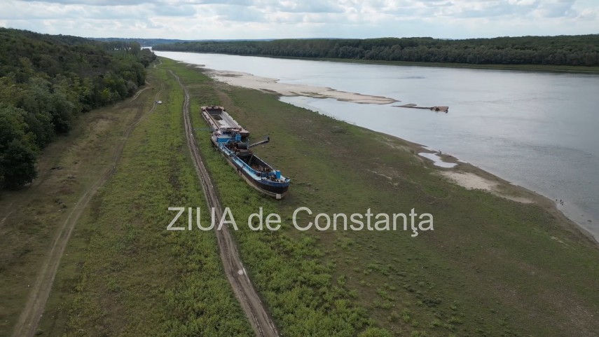 stiri constanta foto video se dragheaza la rasova lucrari desfasurate pe dunare 953062 stiri constanta foto video se dragheaza la rasova lucrari desfasurate pe dunare 953062