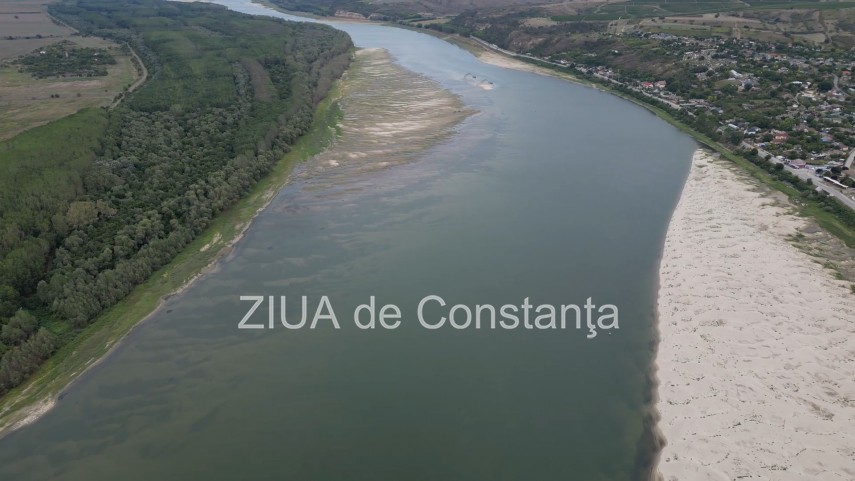 stiri constanta foto video se dragheaza la rasova lucrari desfasurate pe dunare 953062 stiri constanta foto video se dragheaza la rasova lucrari desfasurate pe dunare 953062