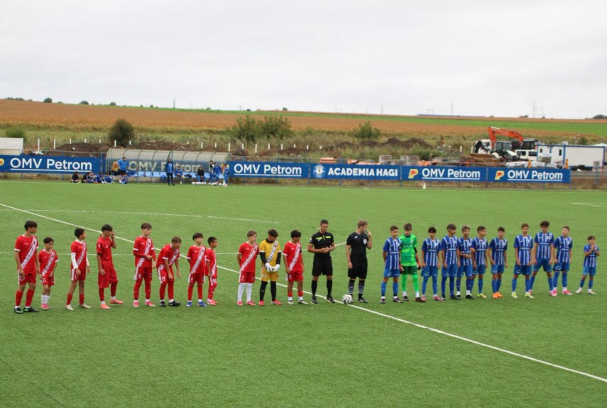 constanta darius nedelcu a jucat fotbal la academia hagi iar acum imparte dreptatea pe teren creste frumos constanta darius nedelcu a jucat fotbal la academia hagi iar acum imparte dreptatea pe teren creste frumos