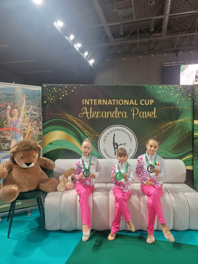 gimnastele de la cs victoria cumpana 17 medalii la cupa internationala alexandra pavel de la blaj galerie gimnastele de la cs victoria cumpana 17 medalii la cupa internationala alexandra pavel de la blaj galerie