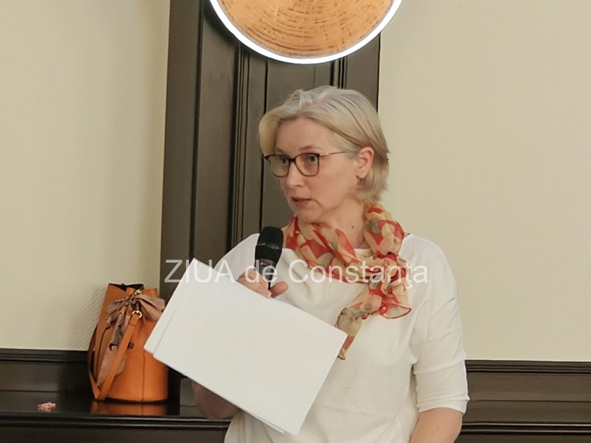 Daniela Ghițoi 