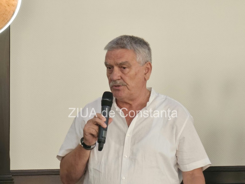 foto video dezbatere publica la constanta privind noul regulament al parcarilor publice 953275 foto video dezbatere publica la constanta privind noul regulament al parcarilor publice 953275
