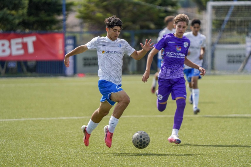 victorii la scor echipele under 16 si under 15 ale farului constanta golaveraj 19 1 in dubla cu oxigen victorii la scor echipele under 16 si under 15 ale farului constanta golaveraj 19 1 in dubla cu oxigen