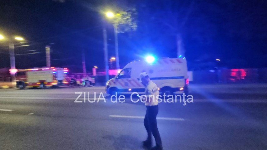 accident rutier in constanta un autoturism a intrat intr un stalp de electricitate 953477 accident rutier in constanta un autoturism a intrat intr un stalp de electricitate 953477