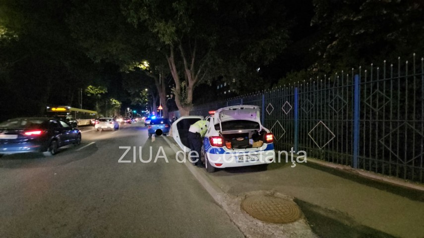 accident rutier in constanta un autoturism a intrat intr un stalp de electricitate 953477 accident rutier in constanta un autoturism a intrat intr un stalp de electricitate 953477