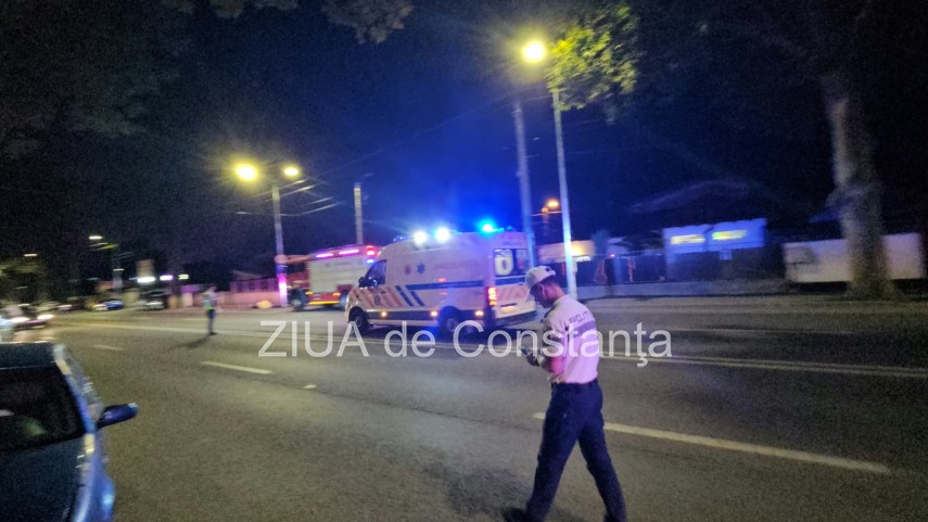accident rutier in constanta un autoturism a intrat intr un stalp de electricitate 953477 accident rutier in constanta un autoturism a intrat intr un stalp de electricitate 953477