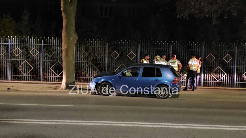 accident rutier in constanta un autoturism a intrat intr un stalp de electricitate 953477 accident rutier in constanta un autoturism a intrat intr un stalp de electricitate 953477