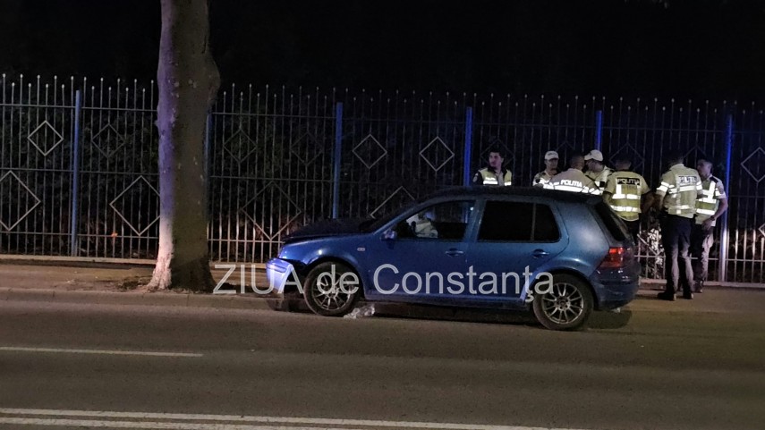 accident rutier in constanta un autoturism a intrat intr un stalp de electricitate 953477 accident rutier in constanta un autoturism a intrat intr un stalp de electricitate 953477