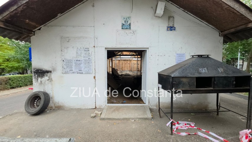 foto video au inceput lucrarile de demontare a bisericii de pe trotuar din zona macul rosu din constanta foto video au inceput lucrarile de demontare a bisericii de pe trotuar din zona macul rosu din constanta