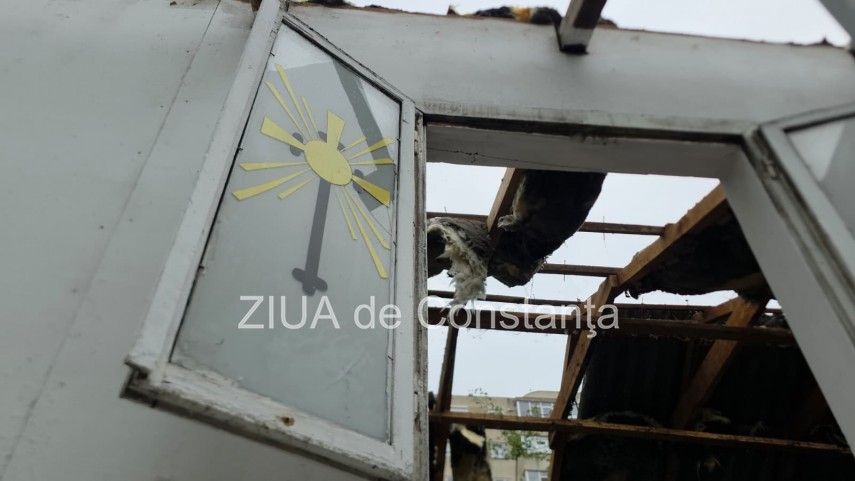 foto video au inceput lucrarile de demontare a bisericii de pe trotuar din zona macul rosu din constanta foto video au inceput lucrarile de demontare a bisericii de pe trotuar din zona macul rosu din constanta