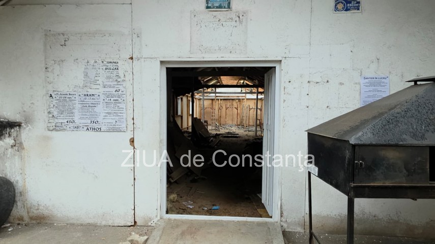 foto video au inceput lucrarile de demontare a bisericii de pe trotuar din zona macul rosu din constanta foto video au inceput lucrarile de demontare a bisericii de pe trotuar din zona macul rosu din constanta