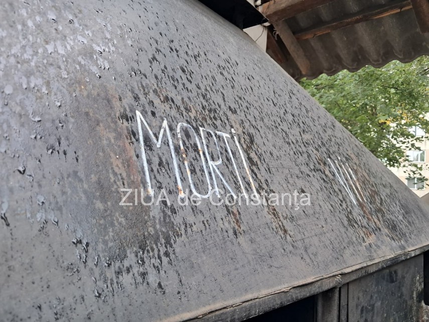 foto video au inceput lucrarile de demontare a bisericii de pe trotuar din zona macul rosu din constanta foto video au inceput lucrarile de demontare a bisericii de pe trotuar din zona macul rosu din constanta
