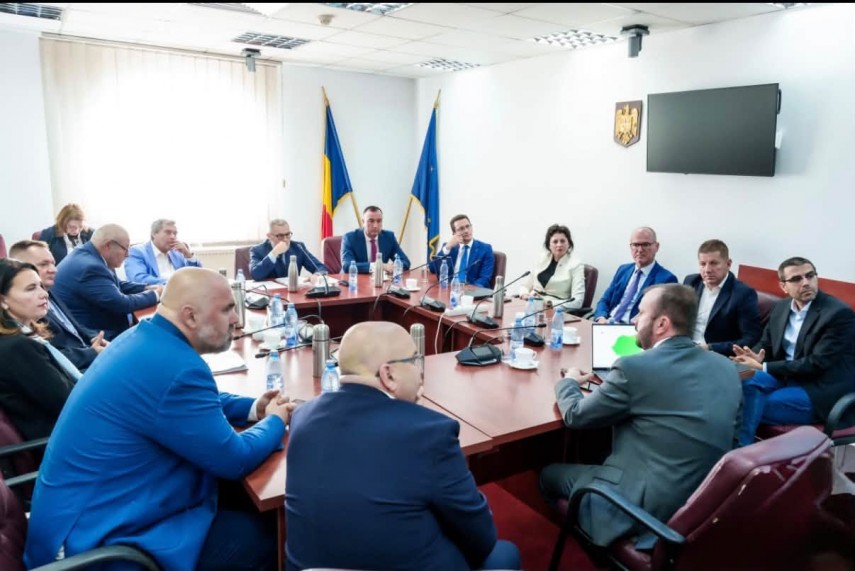 foto evaluarea noului mecanism de gestionare a cauzelor in instante intalnire de lucru intre csm si unbr foto evaluarea noului mecanism de gestionare a cauzelor in instante intalnire de lucru intre csm si unbr